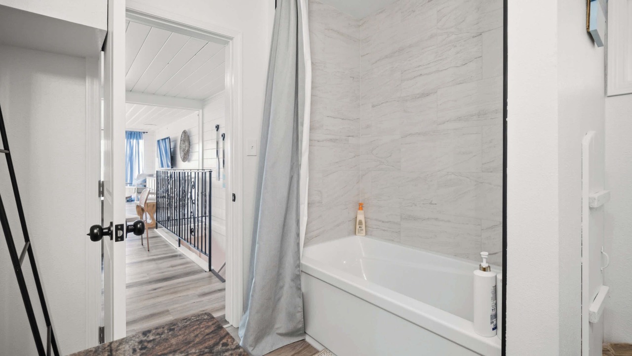 Photo of Bathroom in Diamond Lake