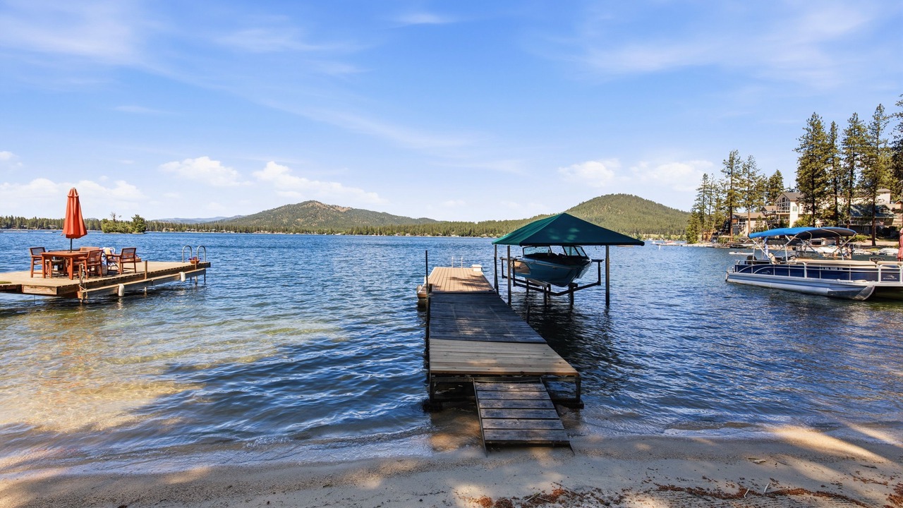 Photo of Others in Loon Lake