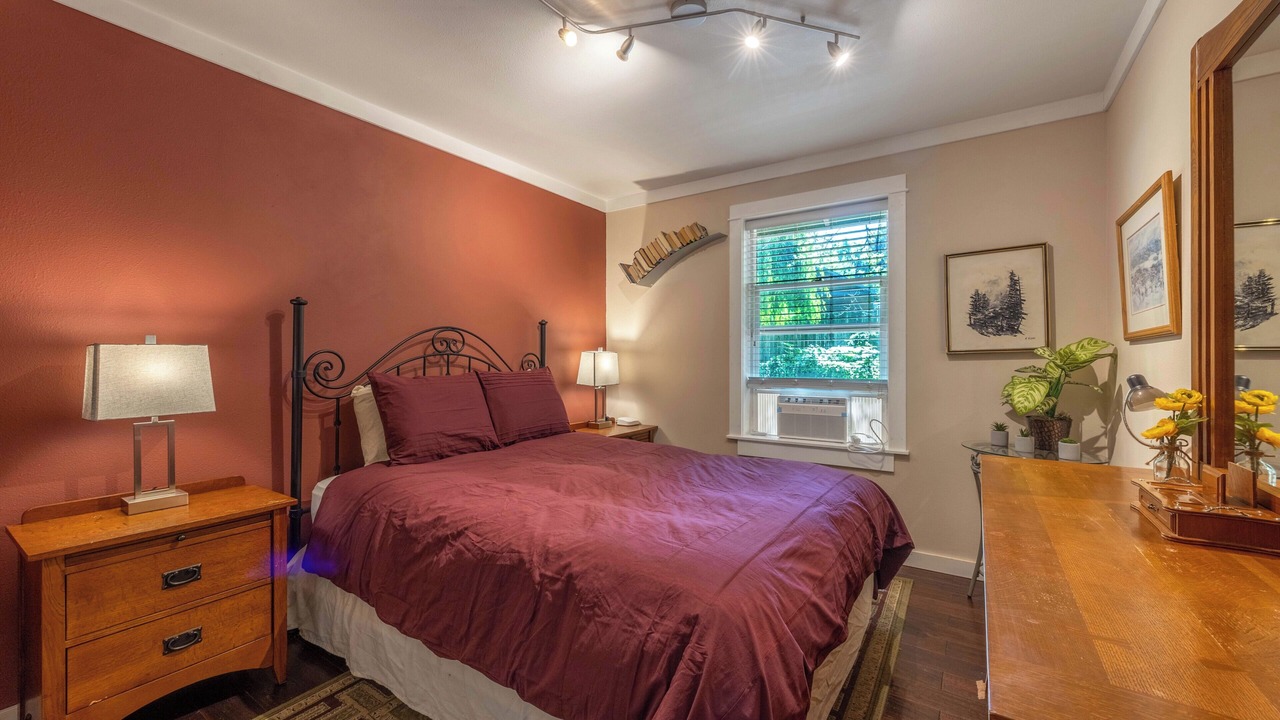 Photo of Bedroom in Hood River