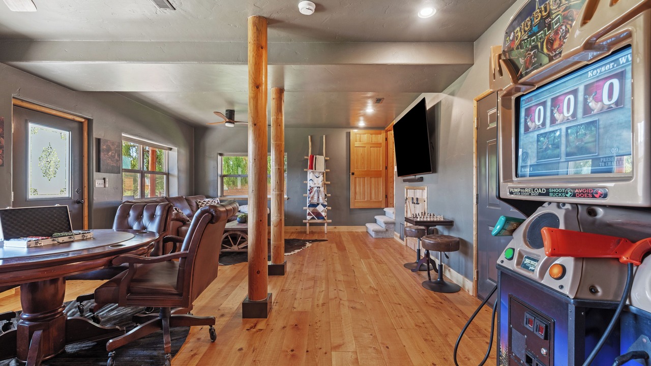 Photo of Bedroom in Garden Valley