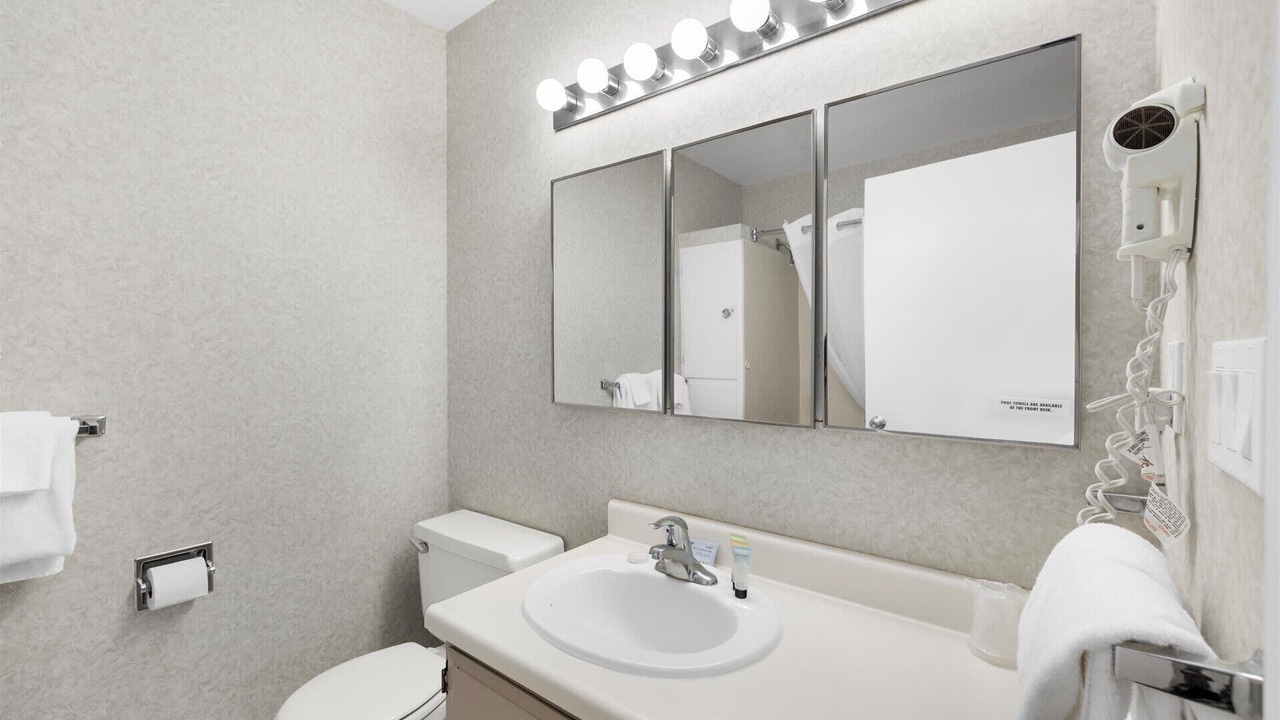 Photo of Bathroom in Ocean Shores