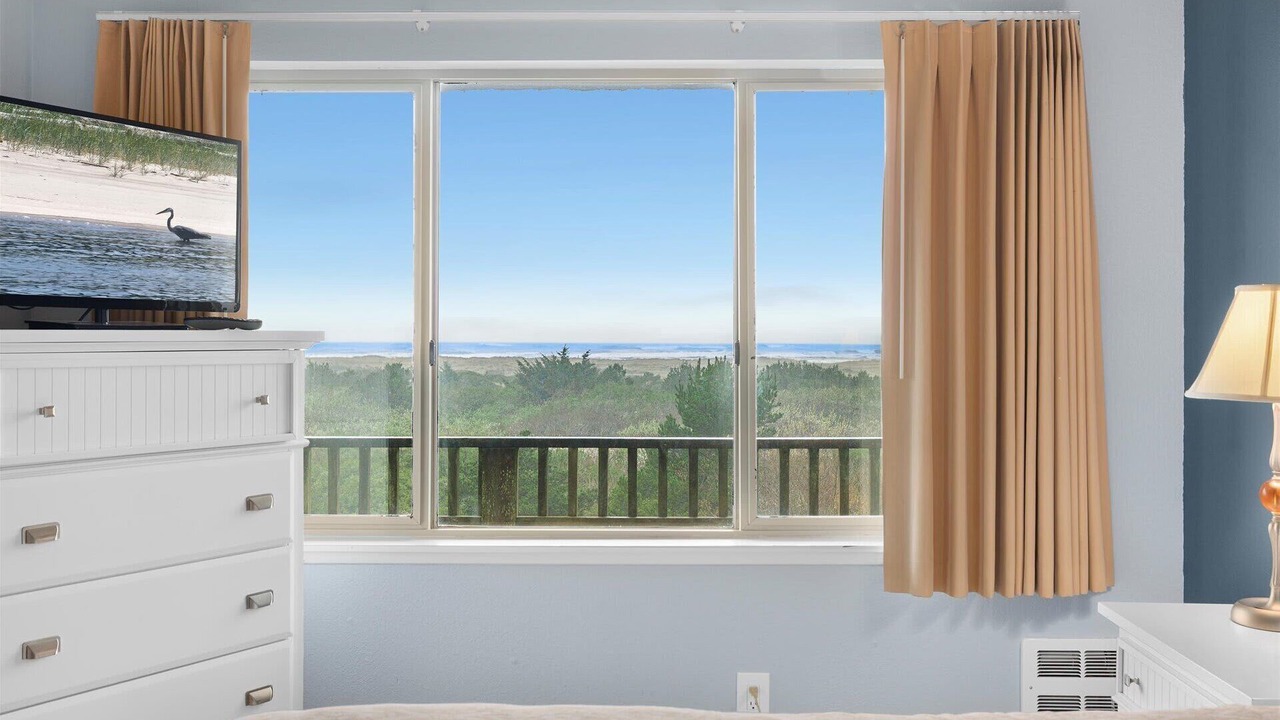 Photo of Bedroom in Ocean Shores