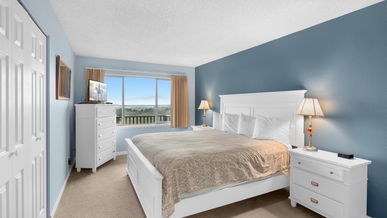 Photo of Bedroom in Ocean Shores