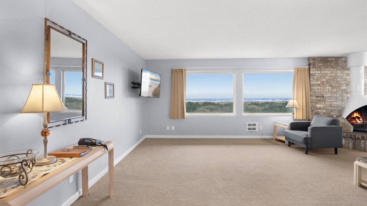 Photo of Livingroom in Ocean Shores