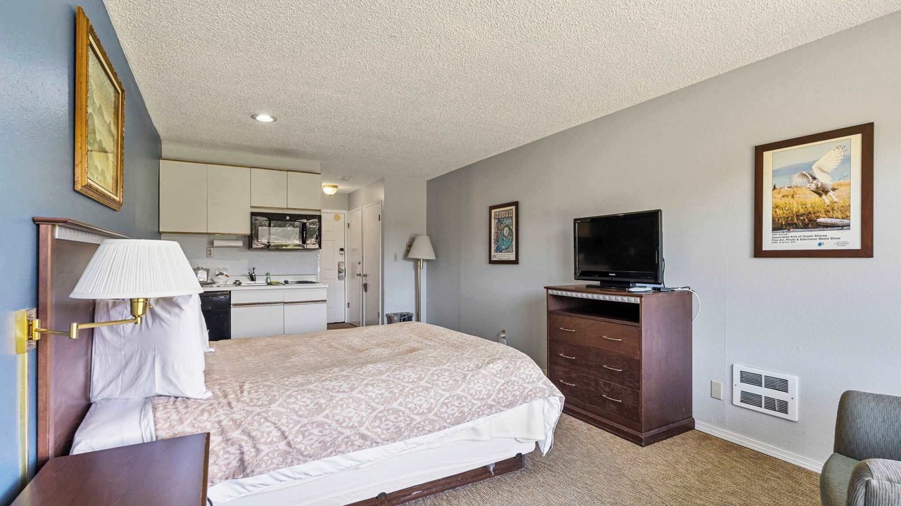 Photo of Bedroom in Ocean Shores