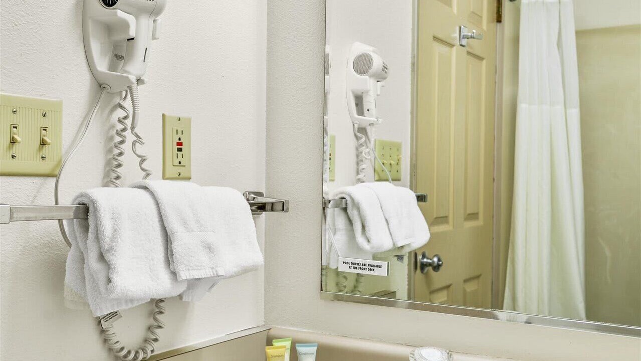 Photo of Bathroom in Ocean Shores