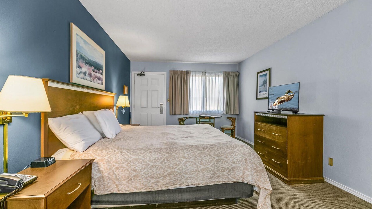 Photo of Bedroom in Ocean Shores