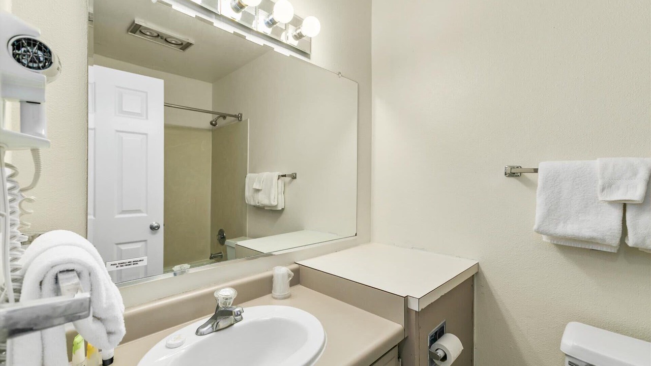 Photo of Bathroom in Ocean Shores