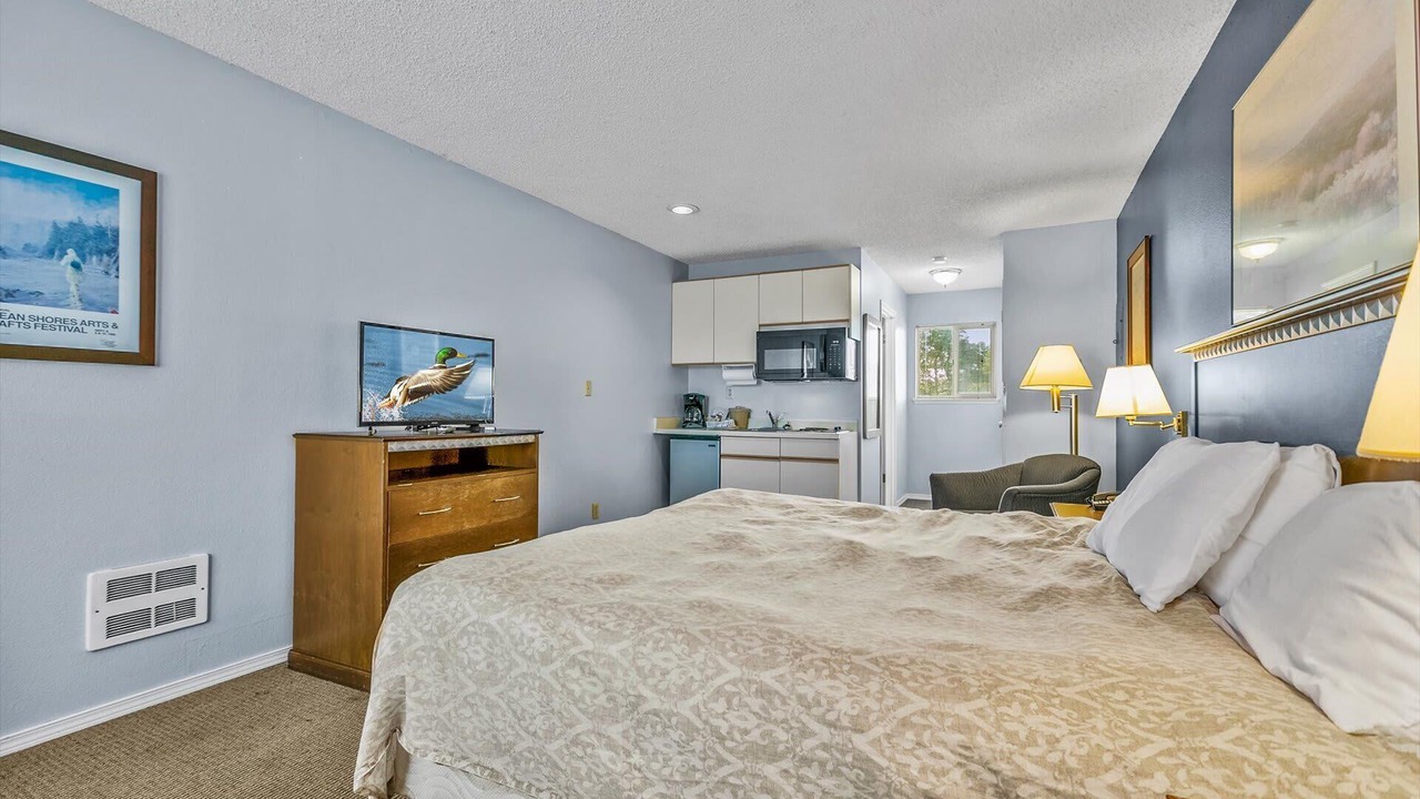 Photo of Bedroom in Ocean Shores