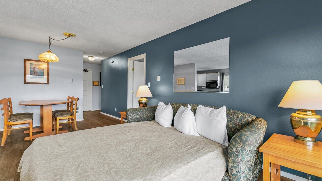Photo of Bedroom in Ocean Shores