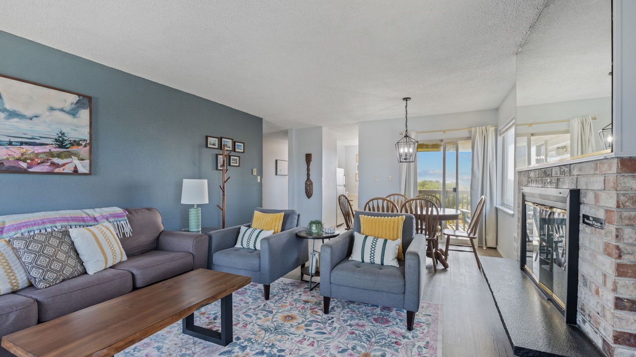 Photo of Livingroom in Ocean Shores