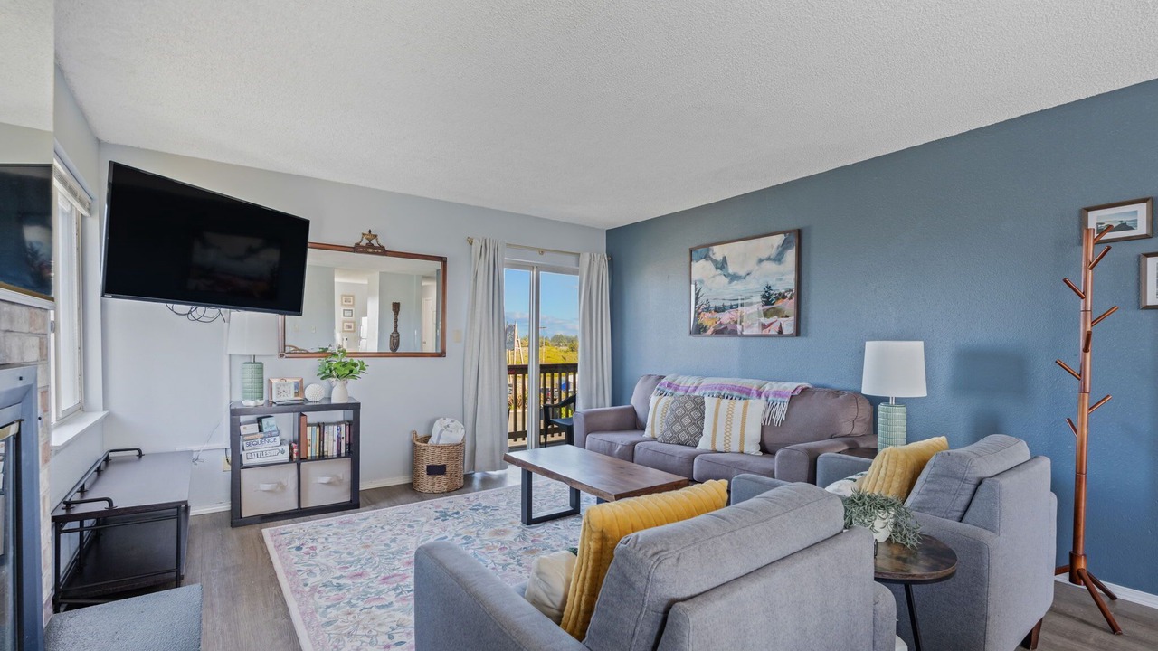 Photo of Livingroom in Ocean Shores