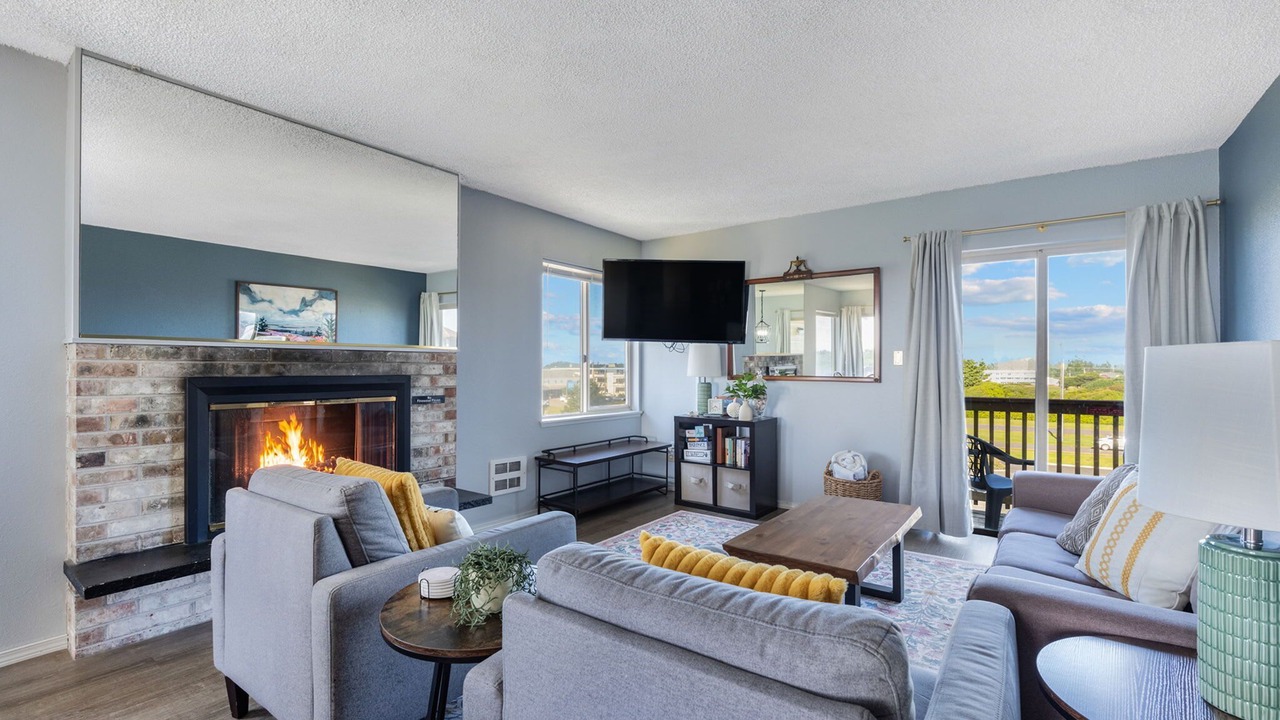 Photo of Livingroom in Ocean Shores
