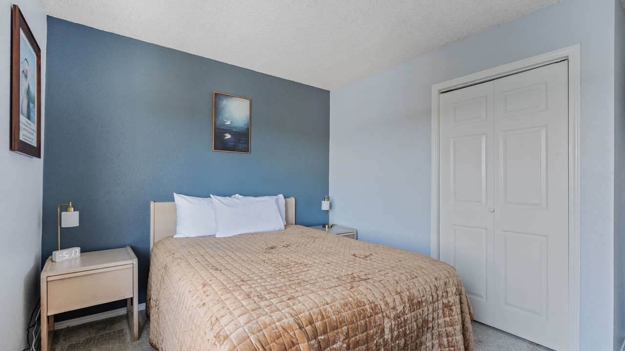 Photo of Bedroom in Ocean Shores