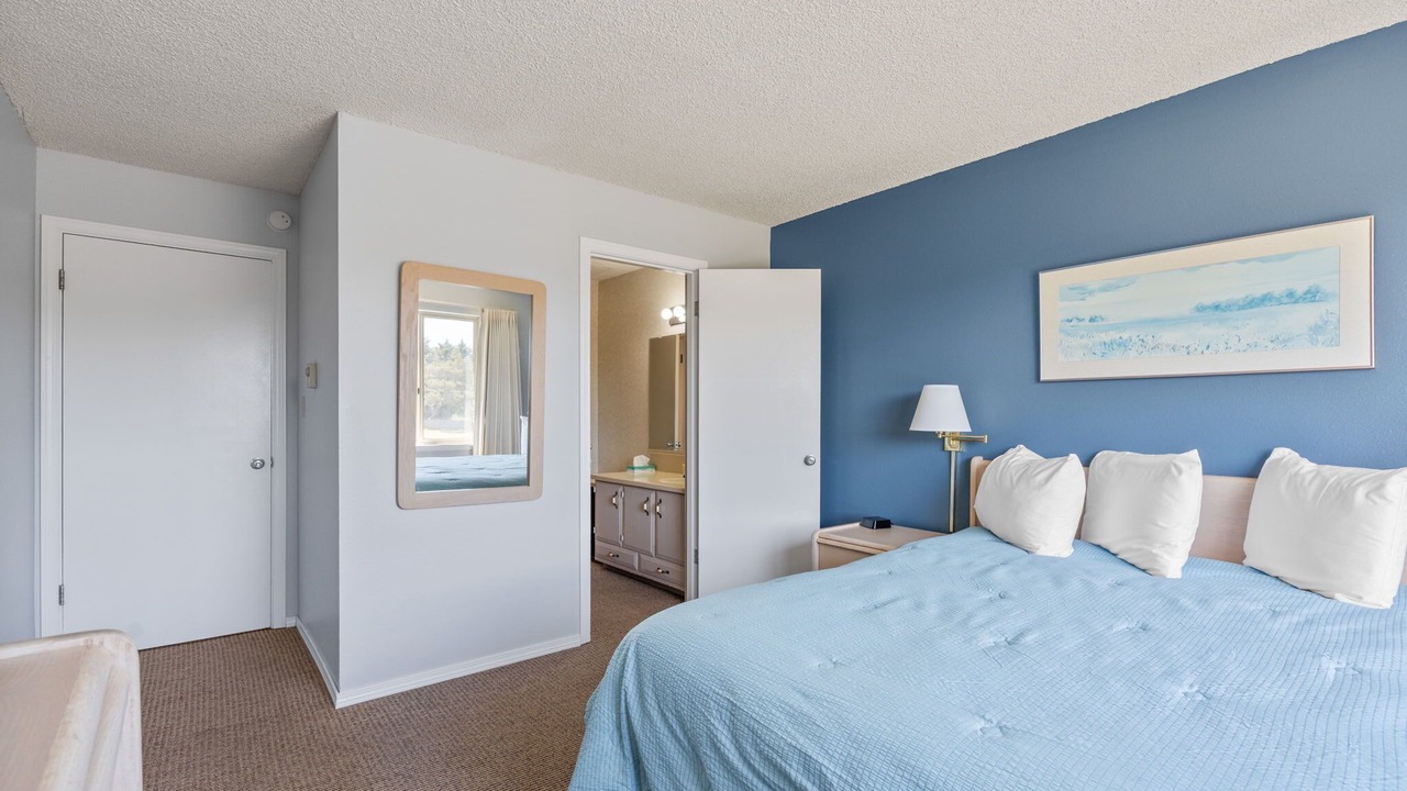 Photo of Bedroom in Ocean Shores