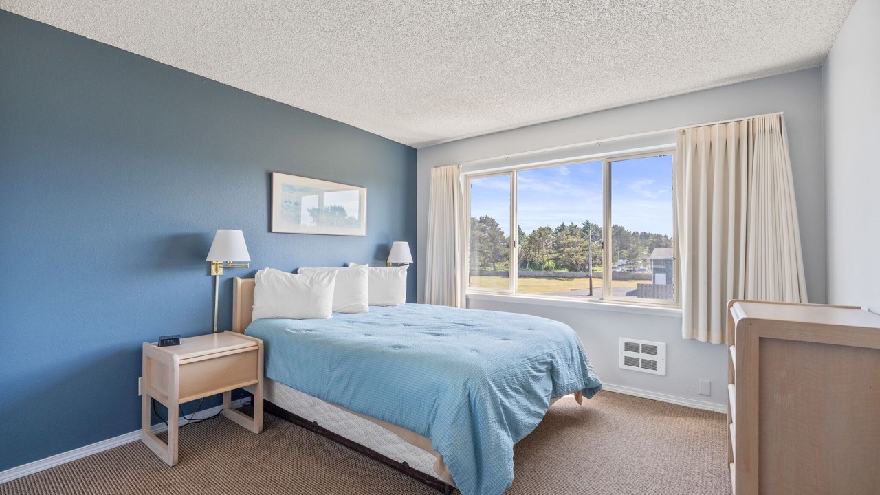 Photo of Bedroom in Ocean Shores
