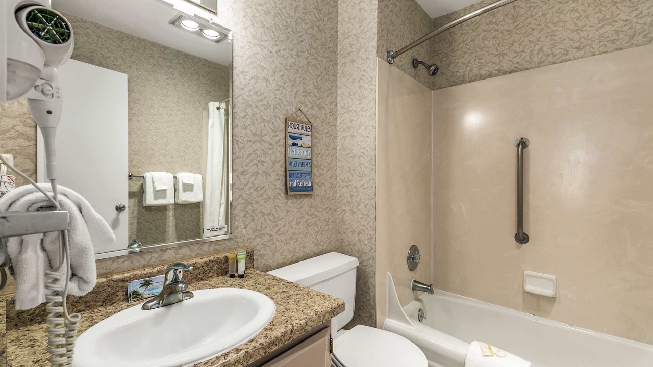 Photo of Bathroom in Ocean Shores