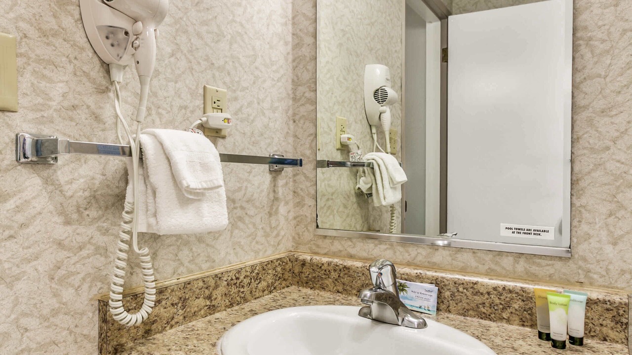 Photo of Bathroom in Ocean Shores
