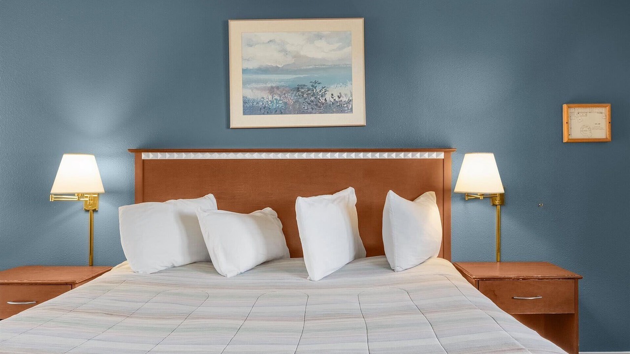 Photo of Bedroom in Ocean Shores