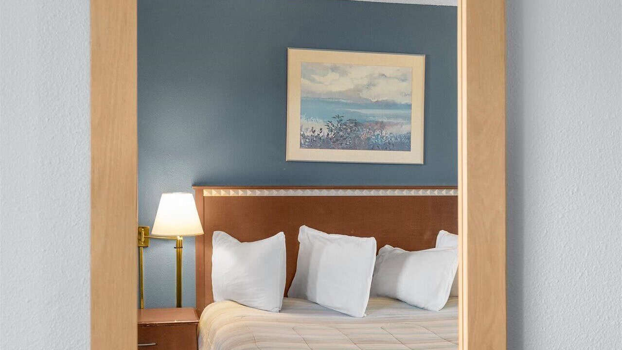 Photo of Bedroom in Ocean Shores