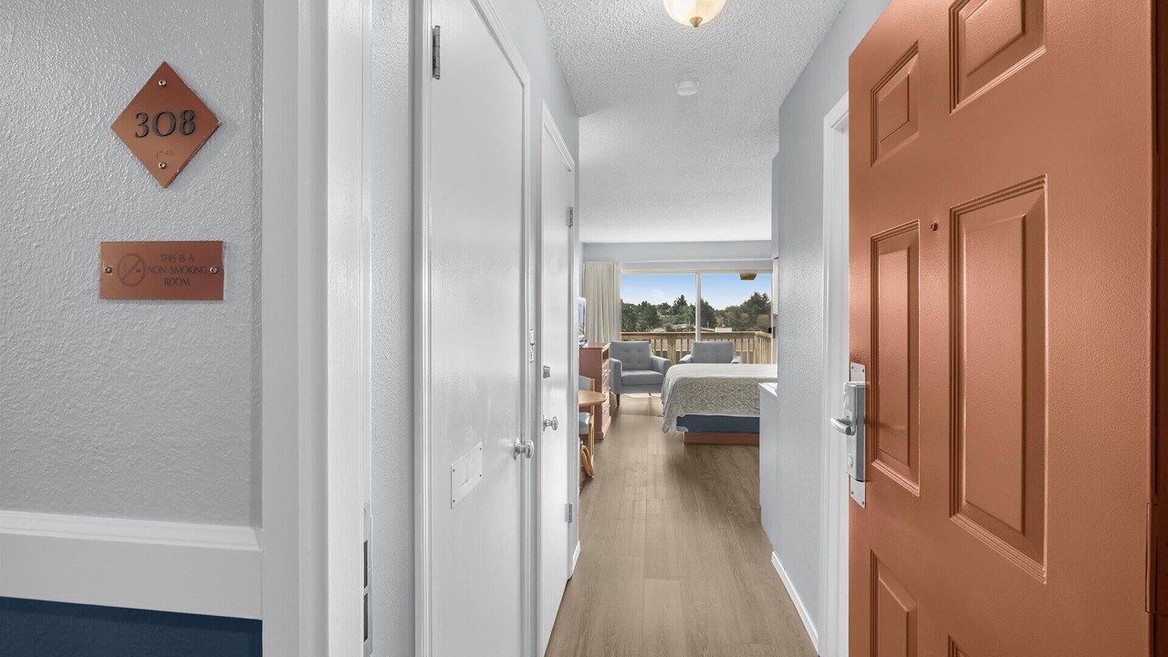 Photo of Bedroom in Ocean Shores