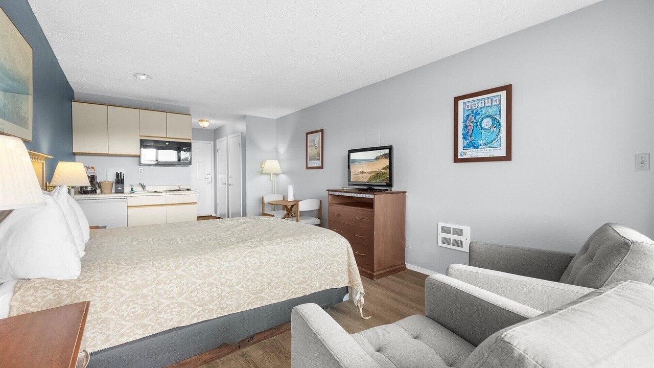 Photo of Bedroom in Ocean Shores