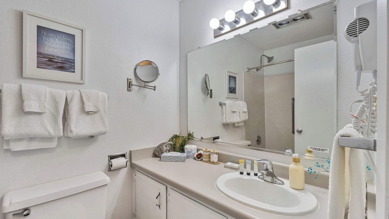 Photo of Bathroom in Ocean Shores