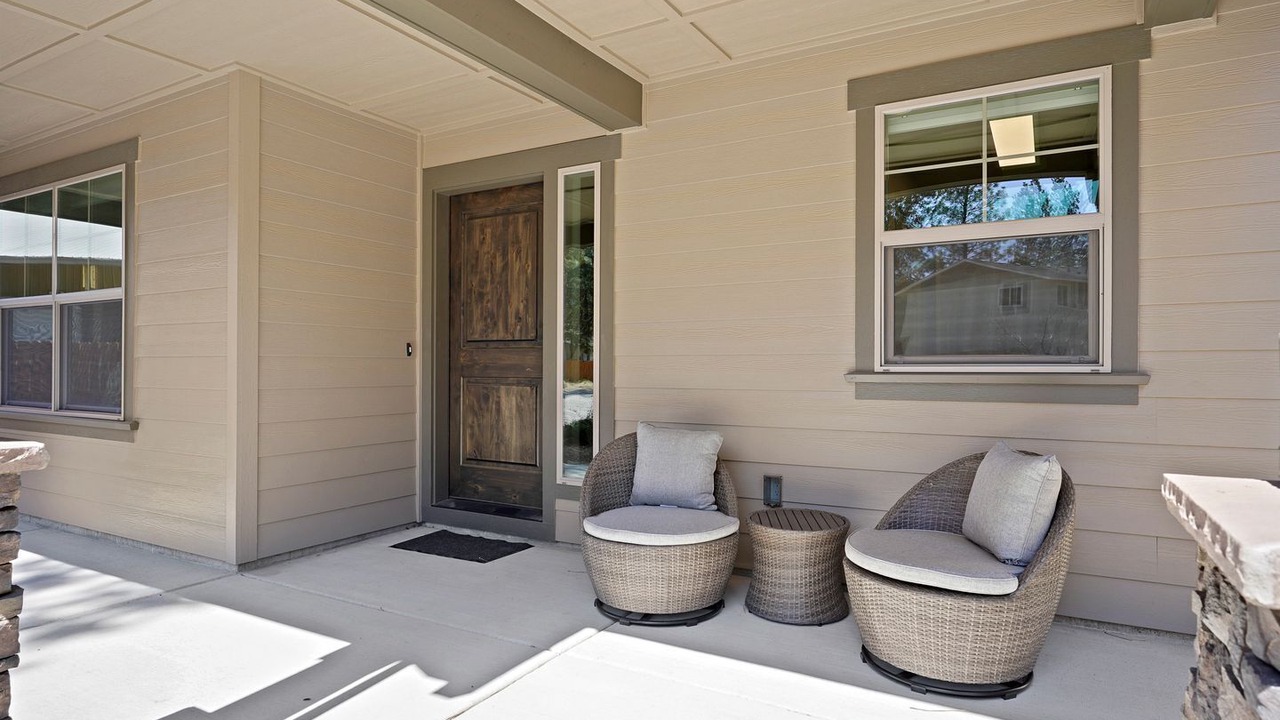Photo of Patio Balcony in Deschutes River Woods
