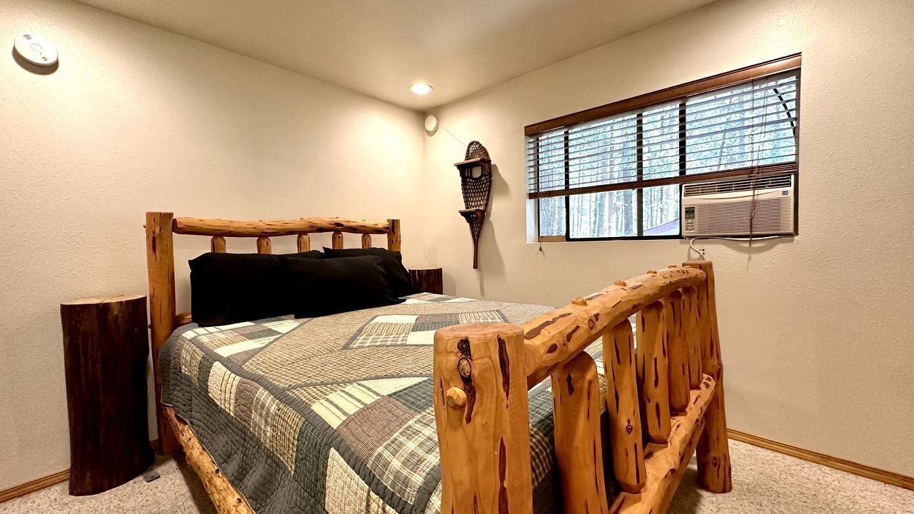 Photo of Bedroom in Leavenworth