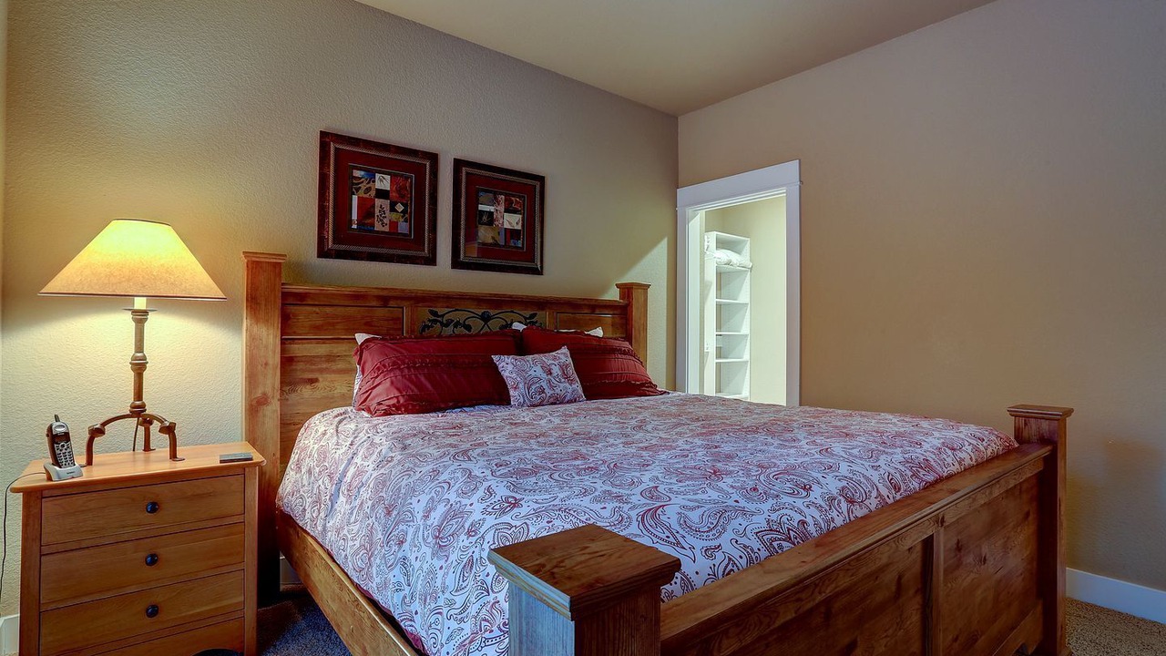Photo of Bedroom in RiverWild