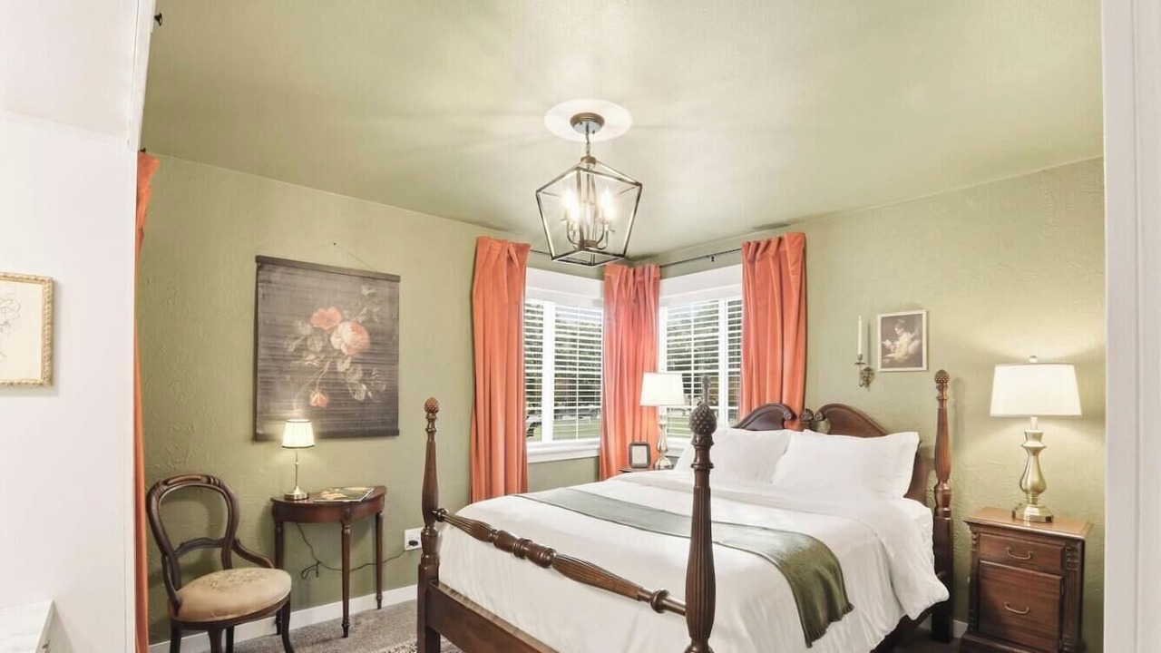 Photo of Bedroom in Sedro-Woolley