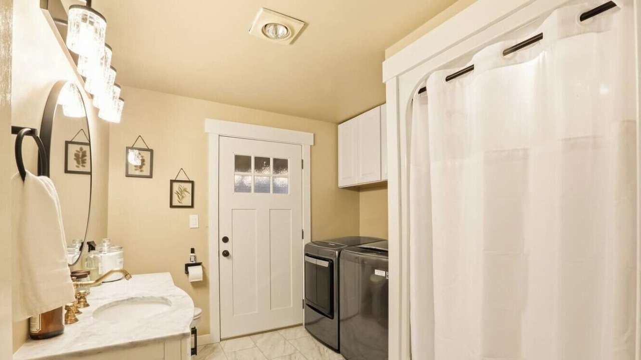 Photo of Bathroom in Sedro-Woolley
