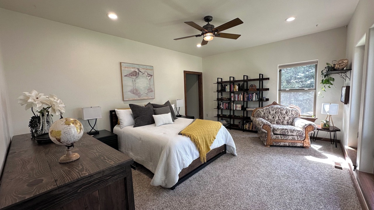 Photo of Bedroom in Ahsahka