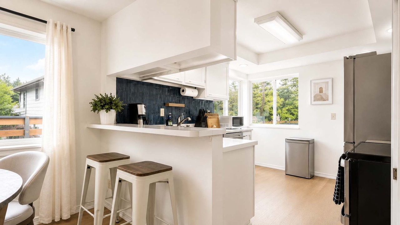 Photo of Kitchen in Shoreline