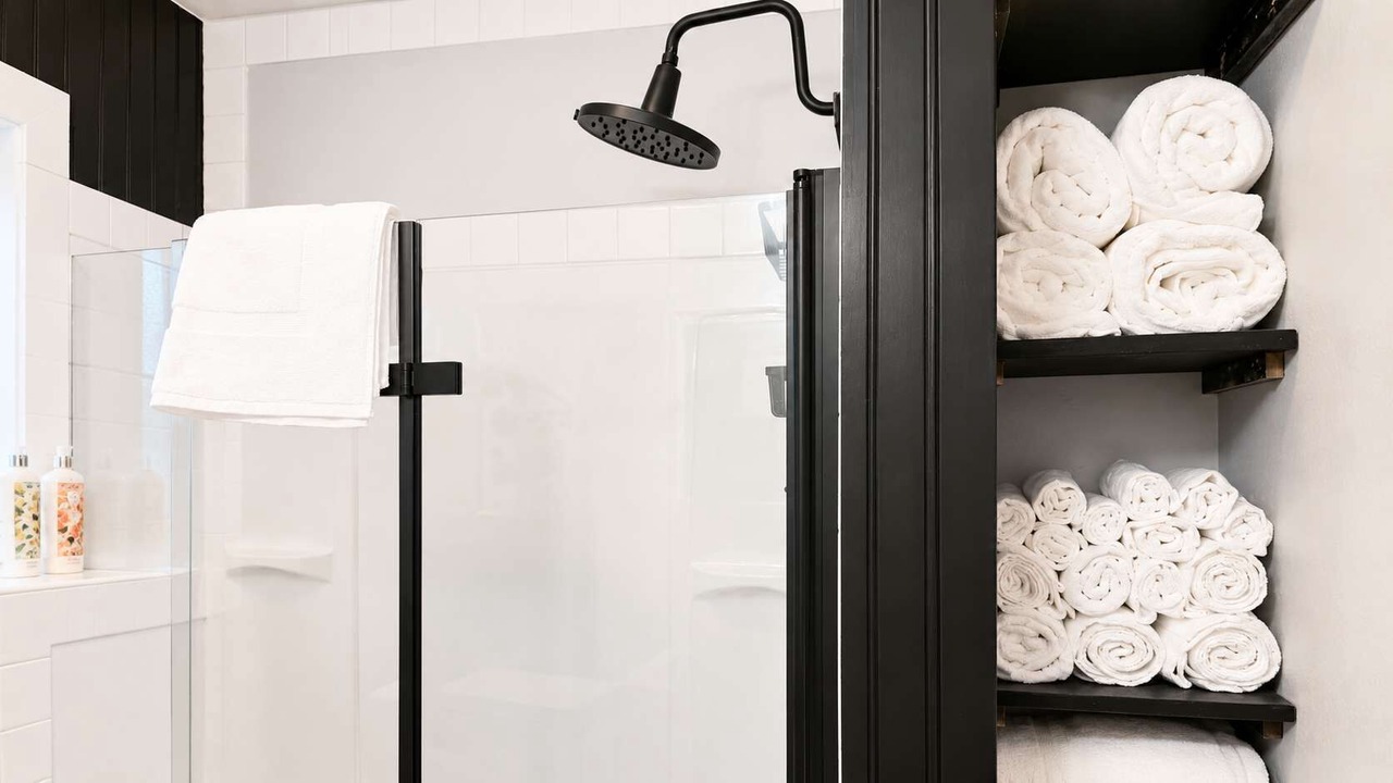 Photo of Bathroom in Shoreline