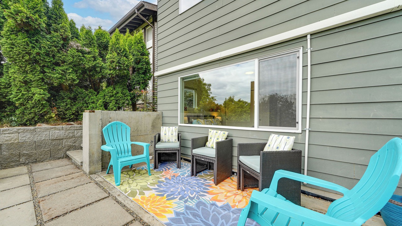 Photo of Outdoor in Mid-Beacon Hill