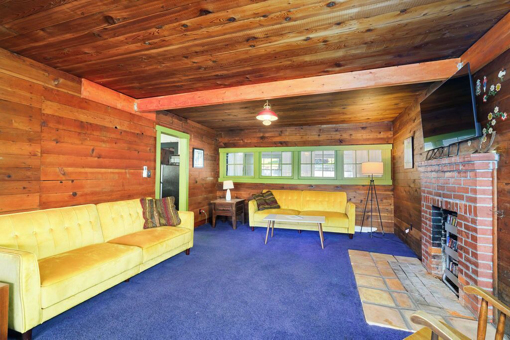 Photo of Livingroom in Rose Lake