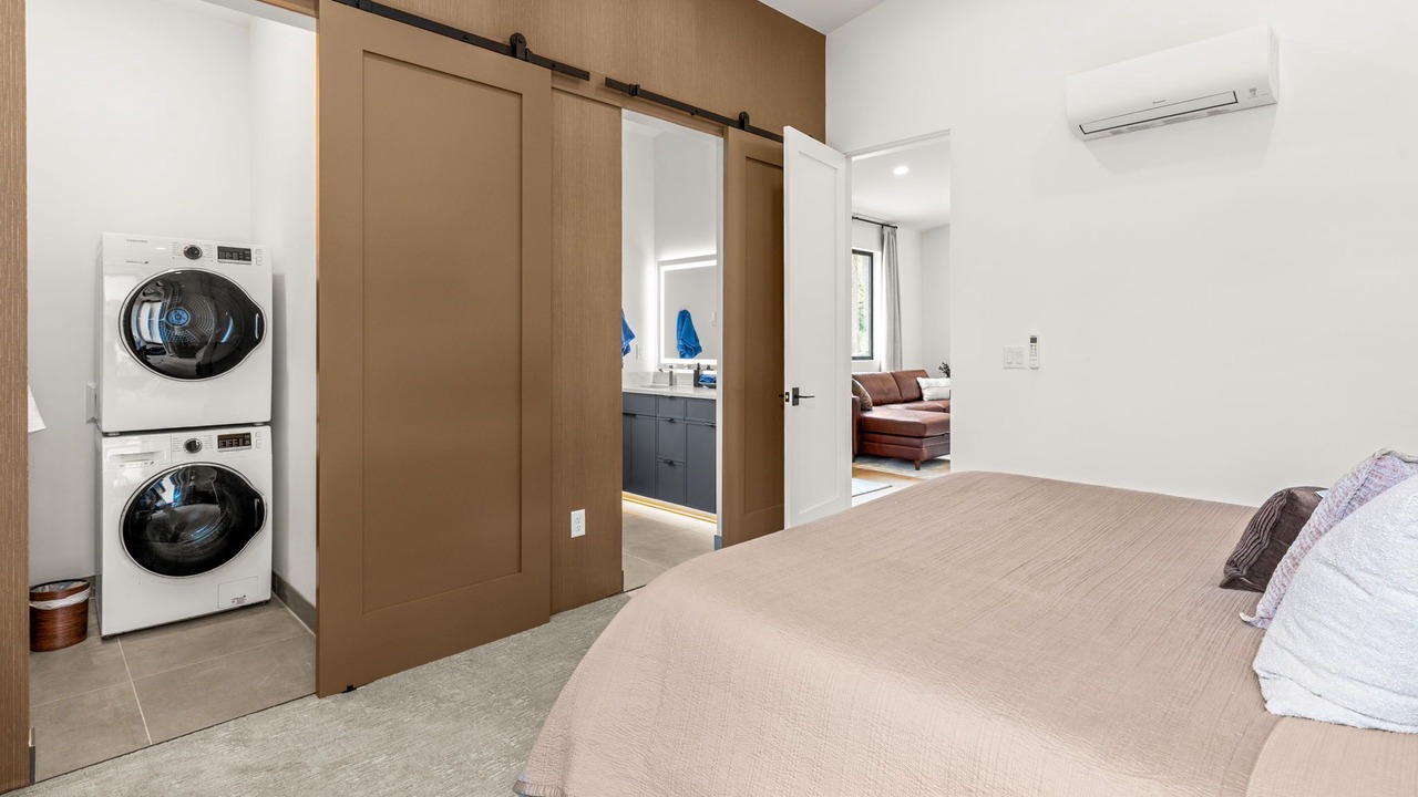 Photo of Bedroom in Sandy
