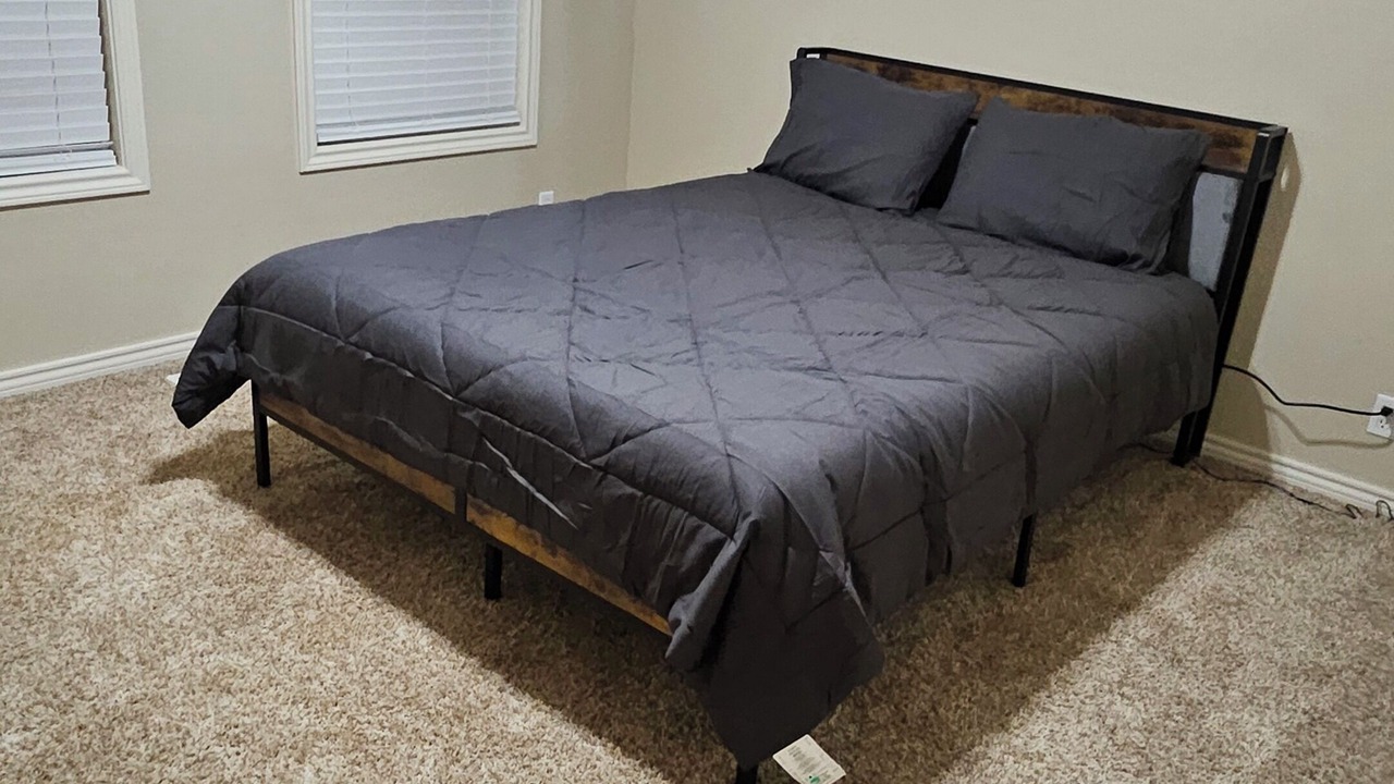 Photo of Bedroom in Eagle