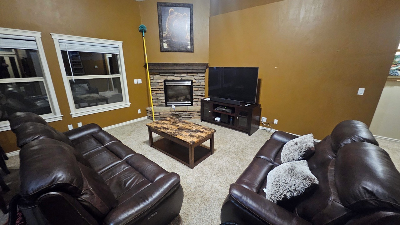 Photo of Livingroom in Eagle