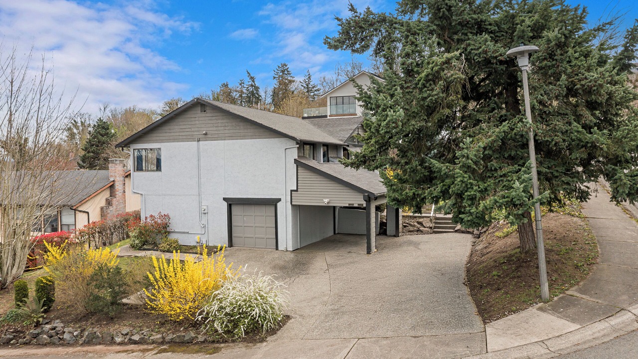 Photo of Others in Bryn Mawr-Skyway