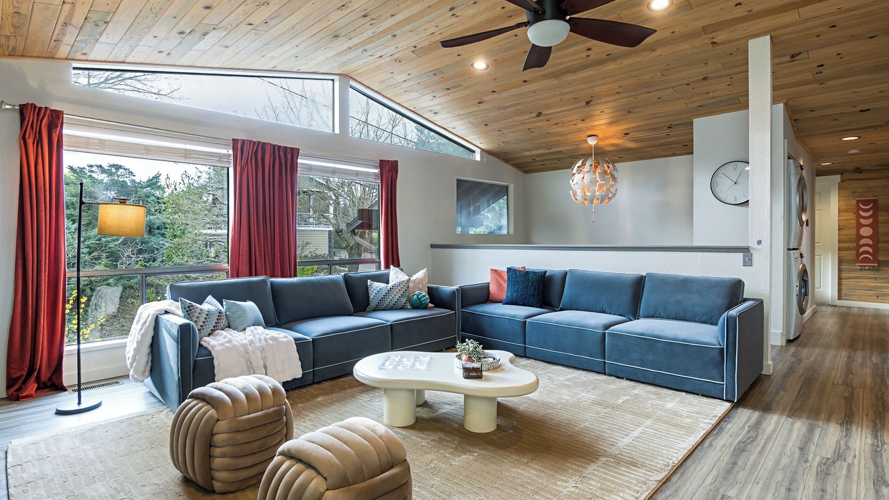 Photo of Livingroom in Bryn Mawr-Skyway