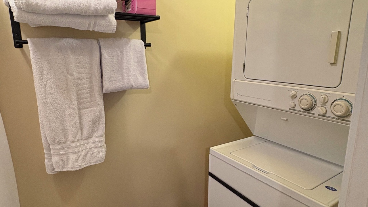 Photo of Bathroom in Island Park