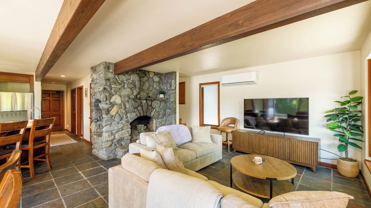 Photo of Livingroom in Amanda Park