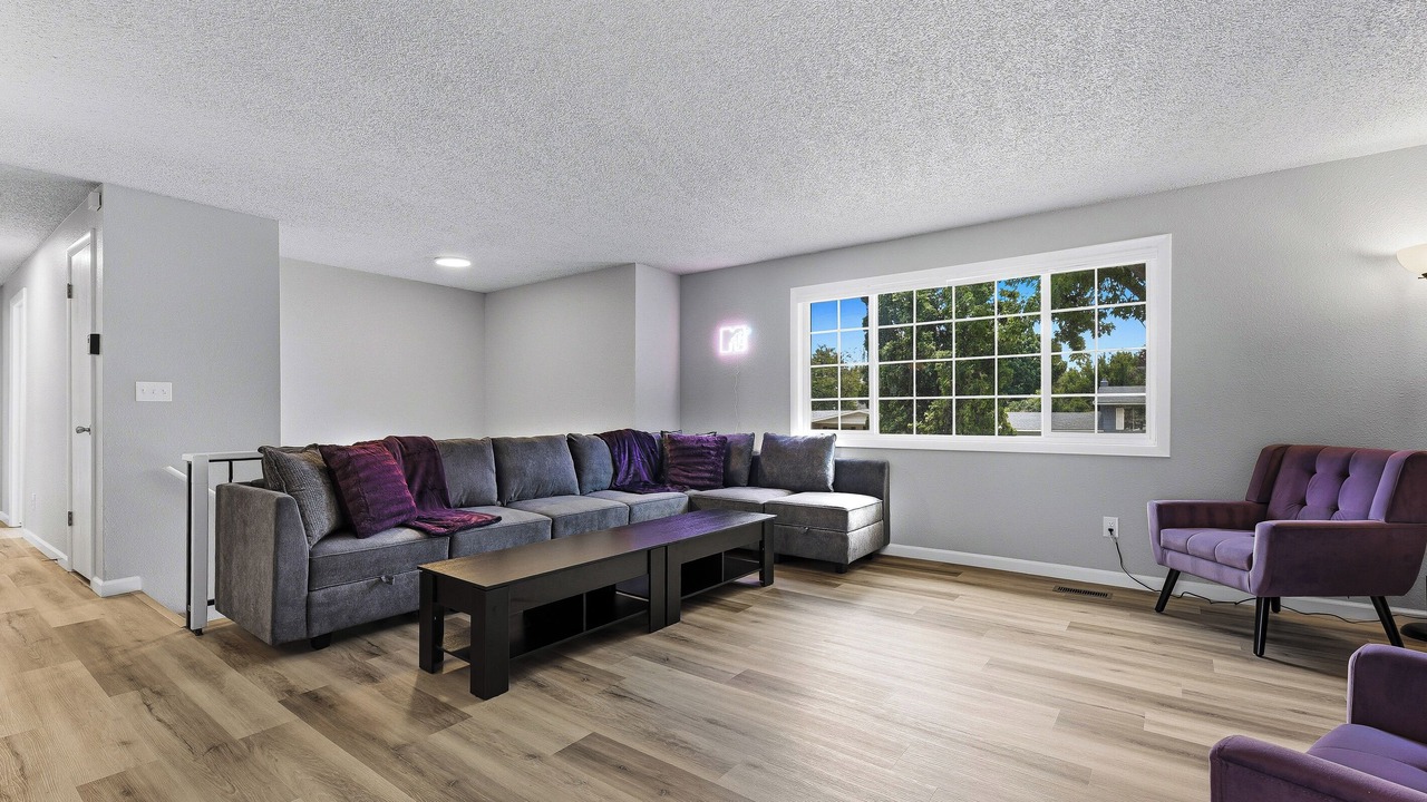 Photo of Livingroom in West Valley