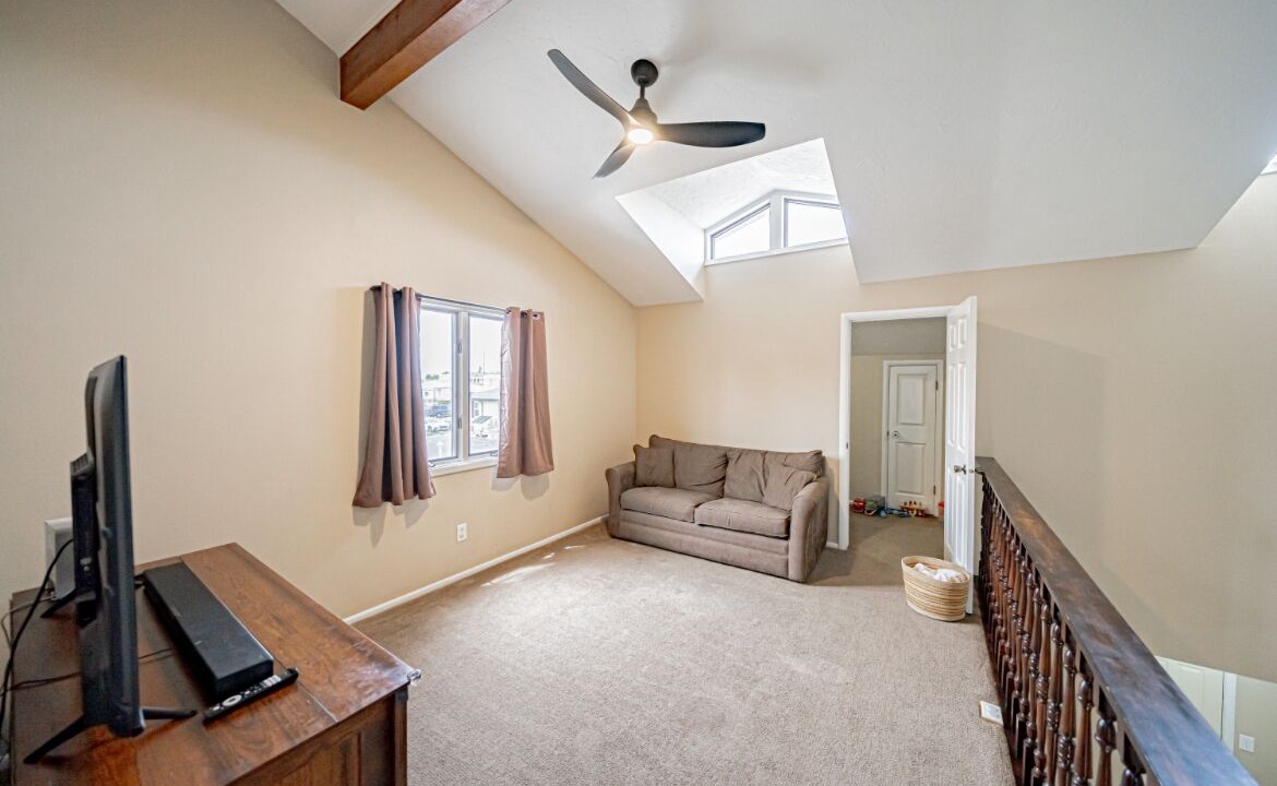 Photo of Livingroom in Rexburg