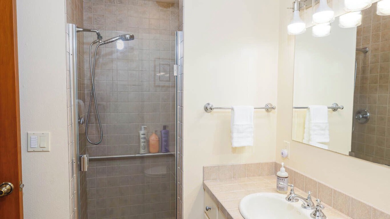 Photo of Bathroom in Amanda Park