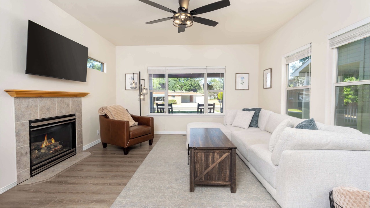 Photo of Livingroom in Southeast Boise