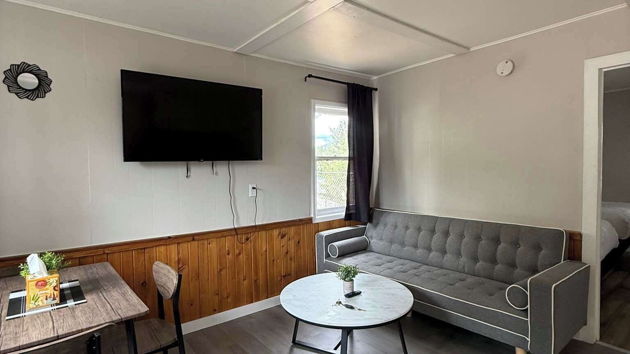 Photo of Livingroom in Loon Lake