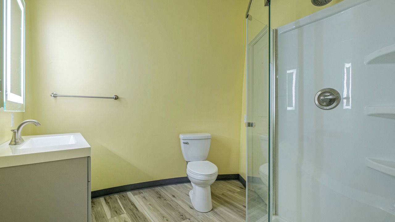 Photo of Bathroom in Emigrant
